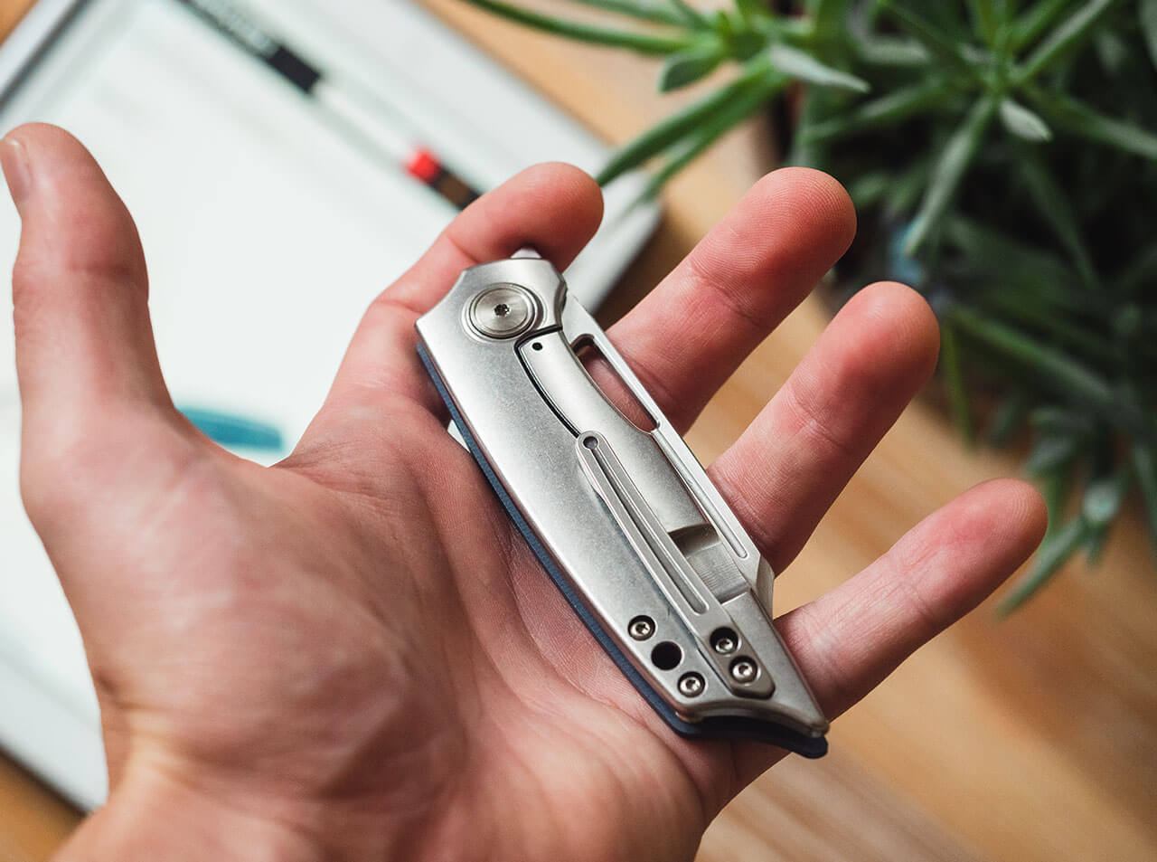 knife.bg-Boker Plus HEA Hunter Сгъваем нож с D2 стомана и G10 дръжка, Framelock заключване 5 Джобен нож Boker Plus HEA Hunter