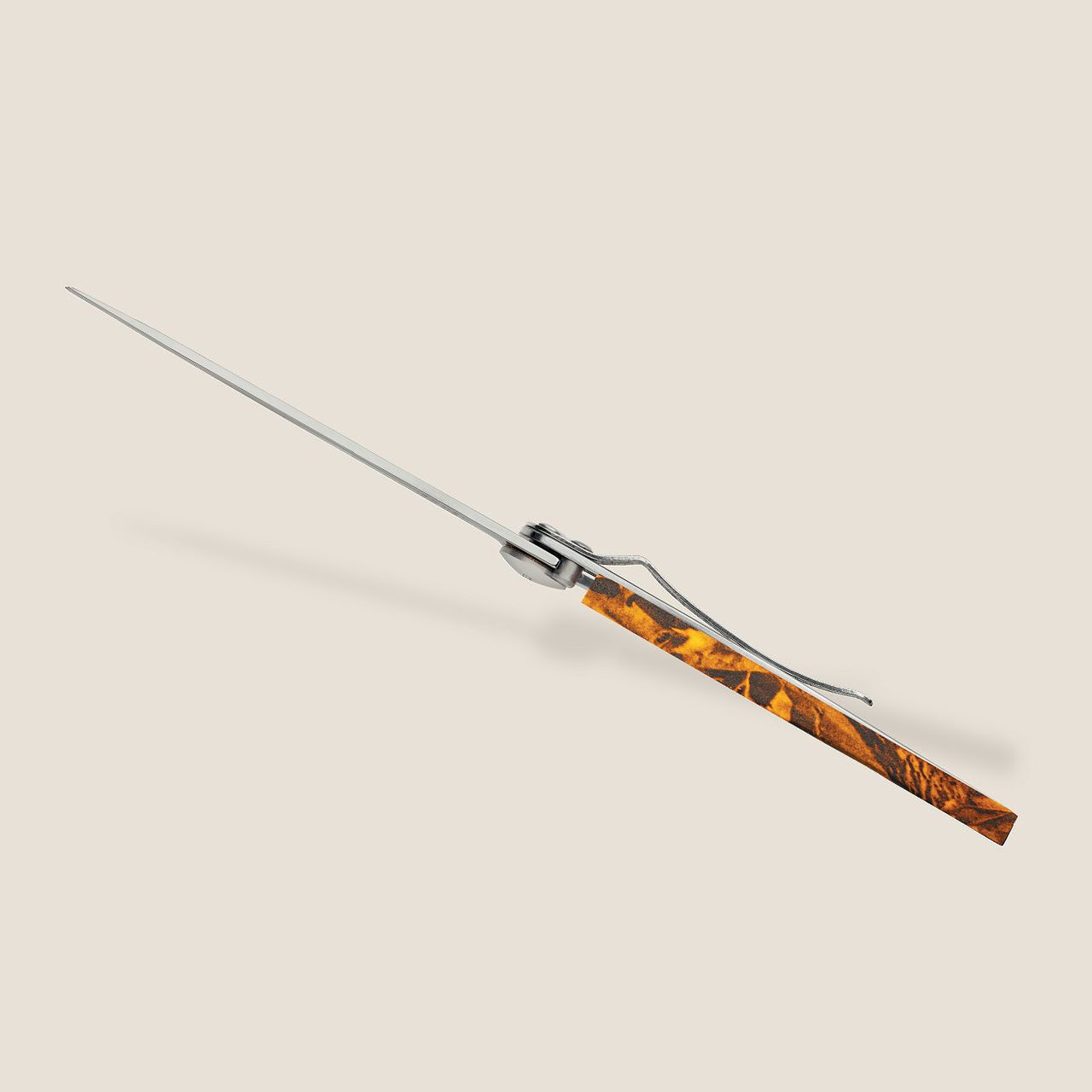 knife.bg-Ултралек сгъваем нож Deejo 37g Orange Camo - On the Lookout 4 Джобен нож Deejo 37g, Orange camo / On the Lookout