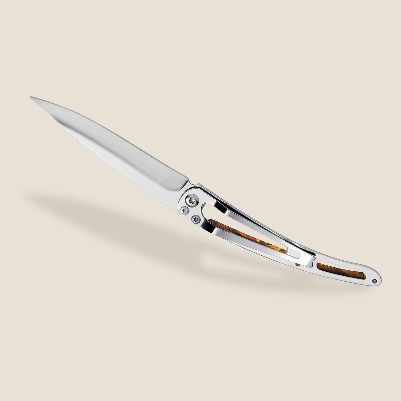knife.bg-Ултралек сгъваем нож Deejo 37g Orange Camo - On the Lookout 5 Джобен нож Deejo 37g, Orange camo / On the Lookout