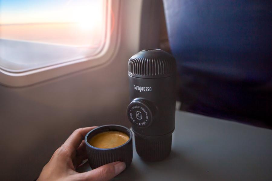 knife.bg-Преносима ръчна кафемашина Wacaco Nanopresso Classic с включен адаптер за капсули Nespresso 3 Ръчна кафемашина Wacaco за Nespresso