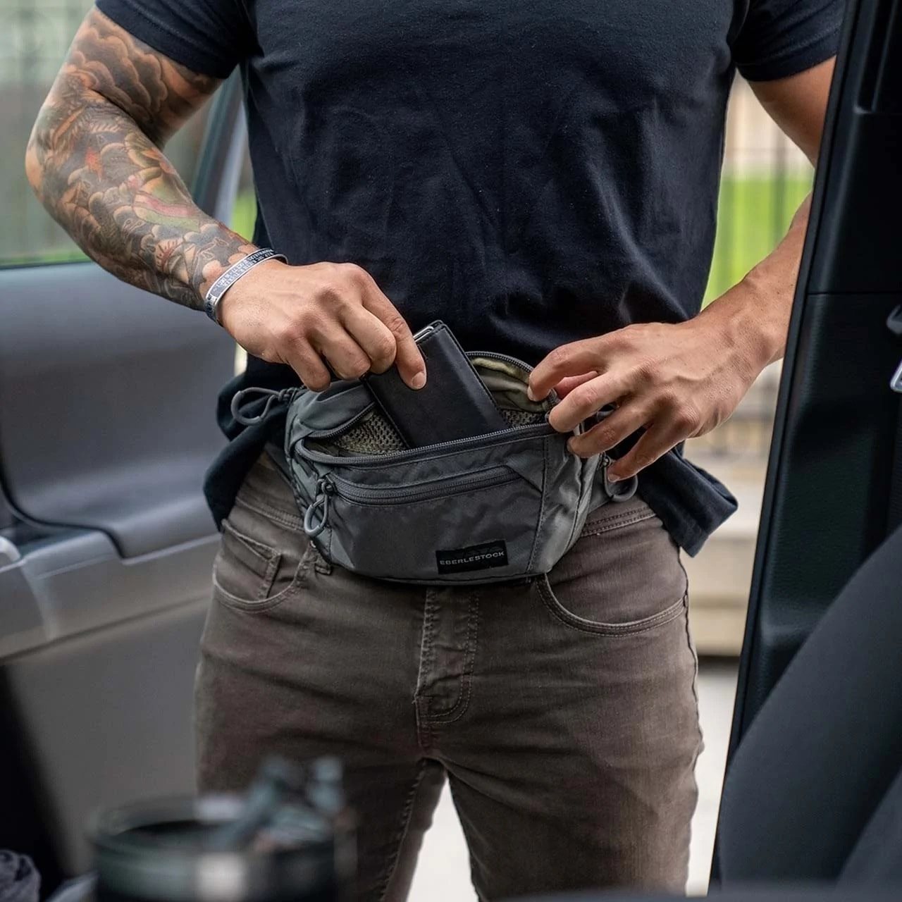 knife.bg-Чанта за кръст за пистолет Eberlestock Bando Bag - сива 2