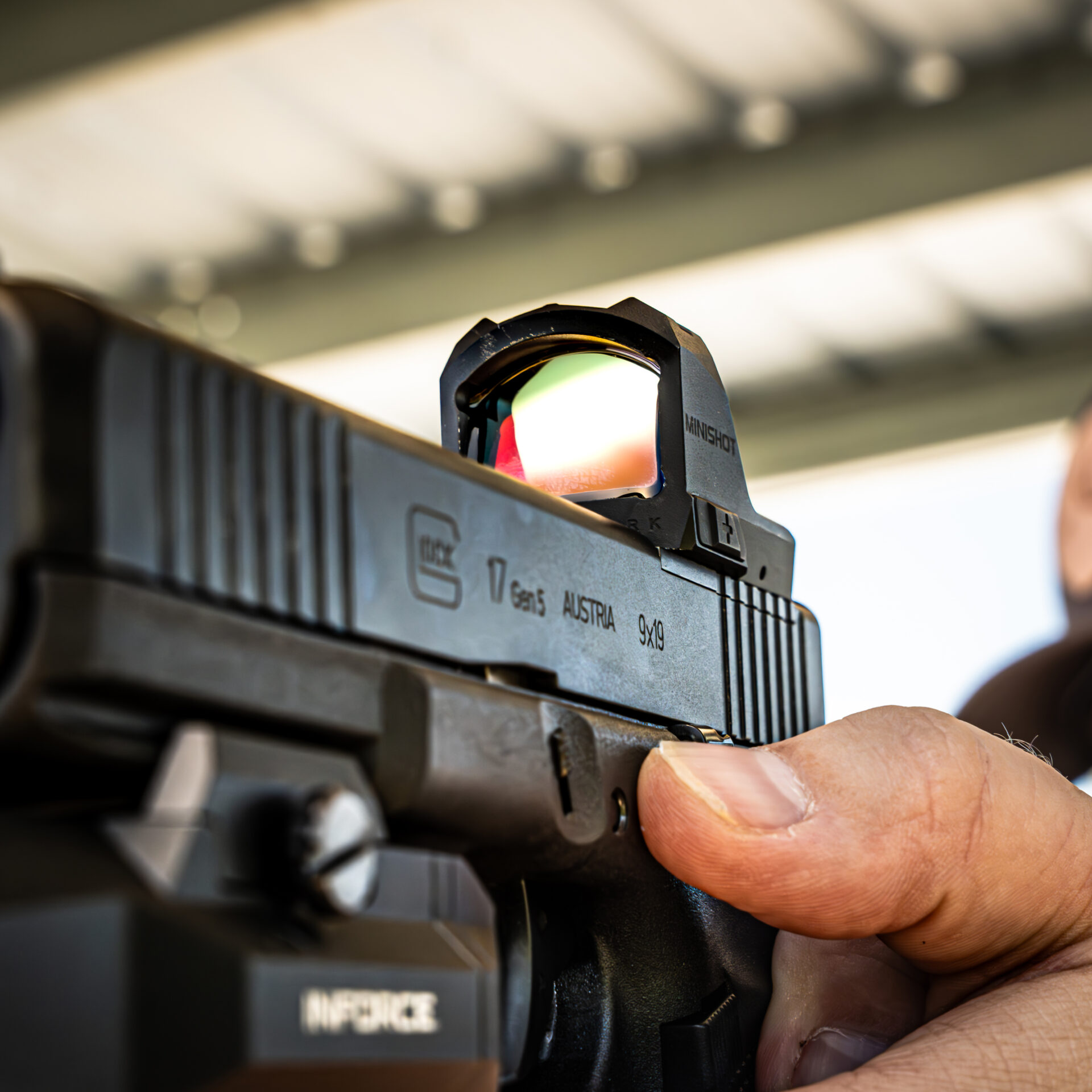 Компактен бързомер Sightmark Minishot M-Spec M1 V2-7 Бързомер за пистолет Sightmark minishot m v2