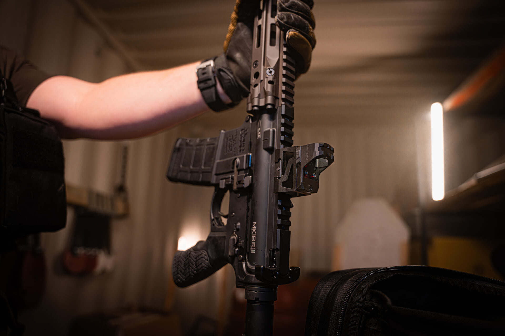 Компактен бързомер Sightmark Minishot M-Spec M1 V2-8 Бързомер за пистолет Sightmark minishot m v2