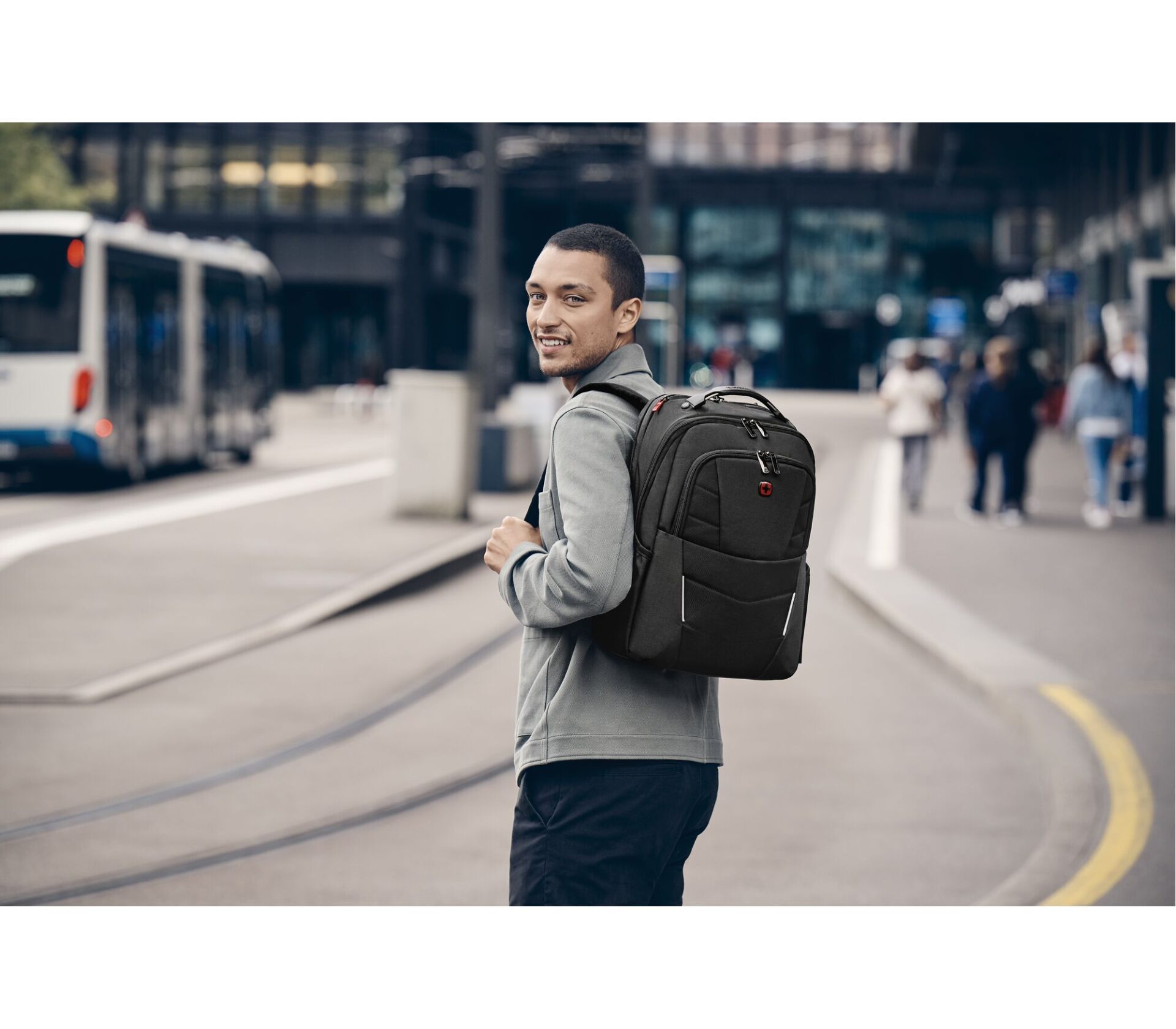 Раница за лаптоп Wenger Altair 22л 15.6" – Wenger Раница за лаптоп Wenger Altair 22л 15.6" – Wenger