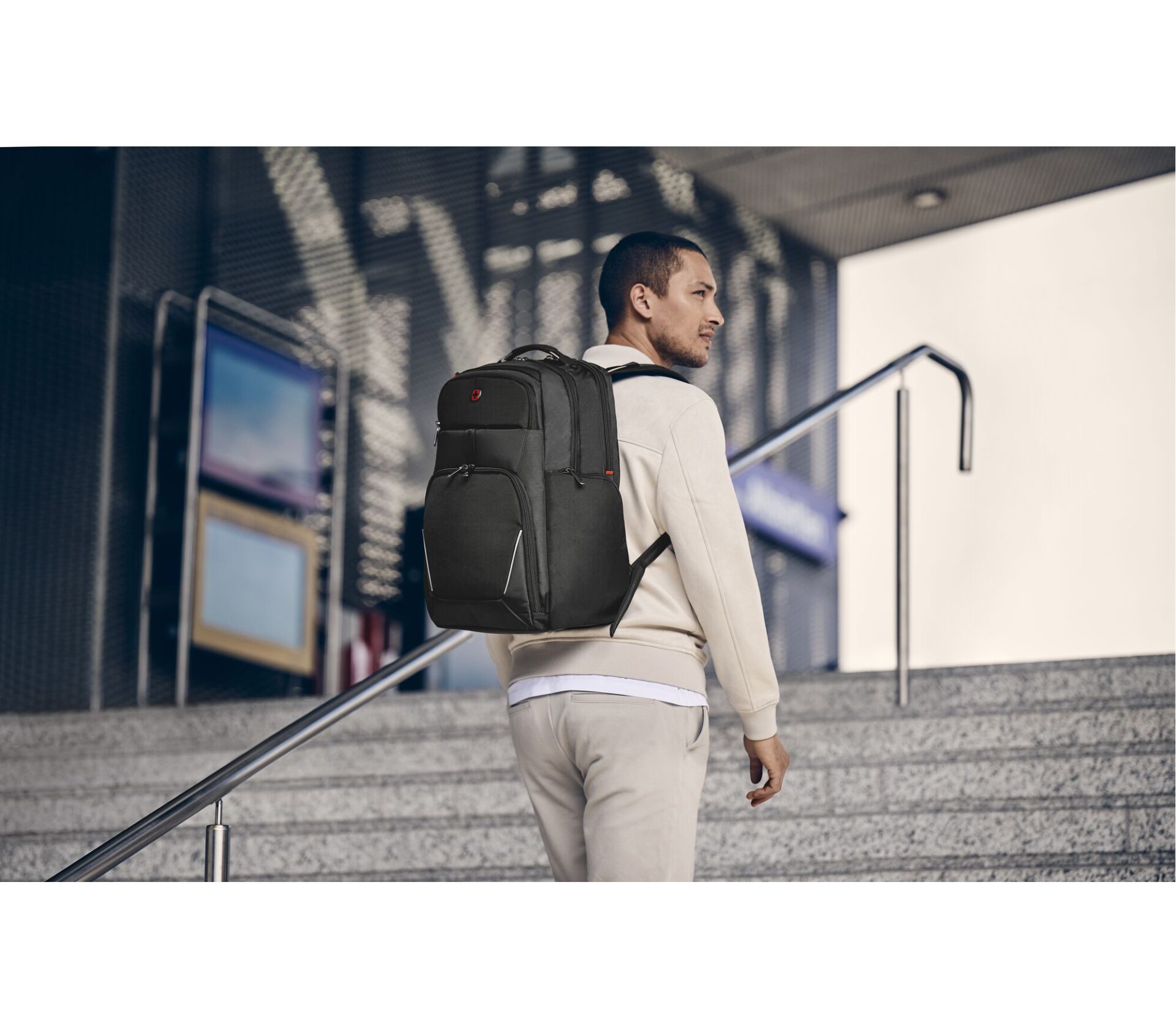 Раница за лаптоп Wenger Meteor 17" 30л – Wenger Раница за лаптоп Wenger Meteor 17" 30л – Wenger