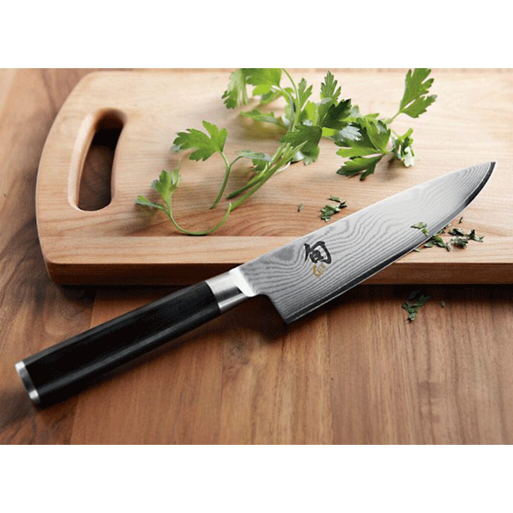 KAI Shun Classic DM-0706 Нож на главния готвач 20 см KAI Shun Classic DM-0706 Нож на главния готвач 20 см