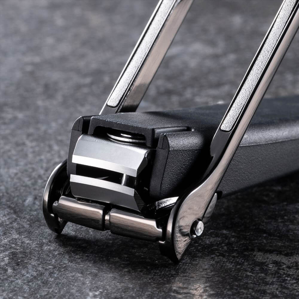KAI Нокторезачка AUGER M Revolver KAI Нокторезачка AUGER M Revolver