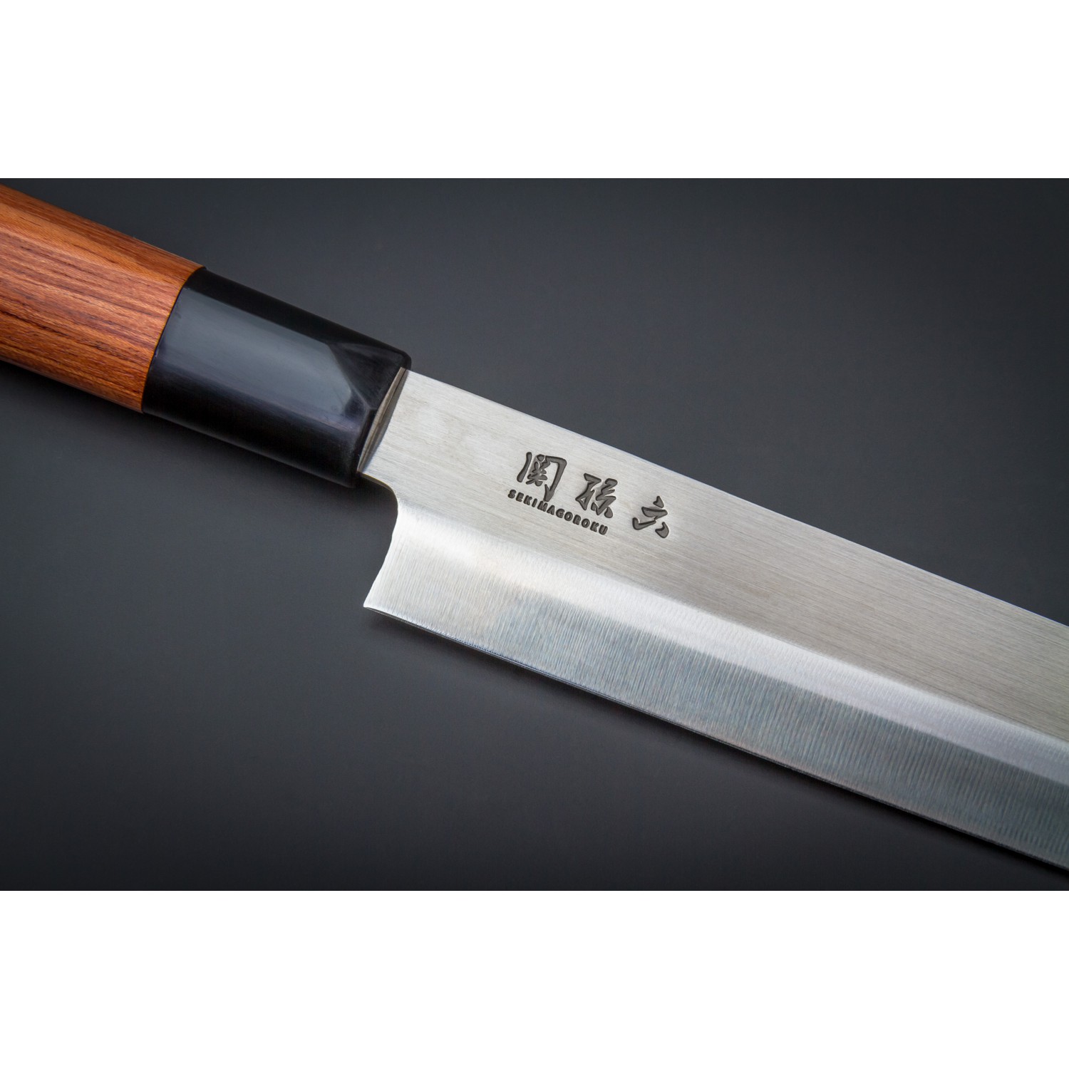 Японски нож за суши KAI Seki Magoroku Red Wood Yanagiba 24 см Японски нож за суши KAI Seki Magoroku Red Wood Yanagiba 24 см
