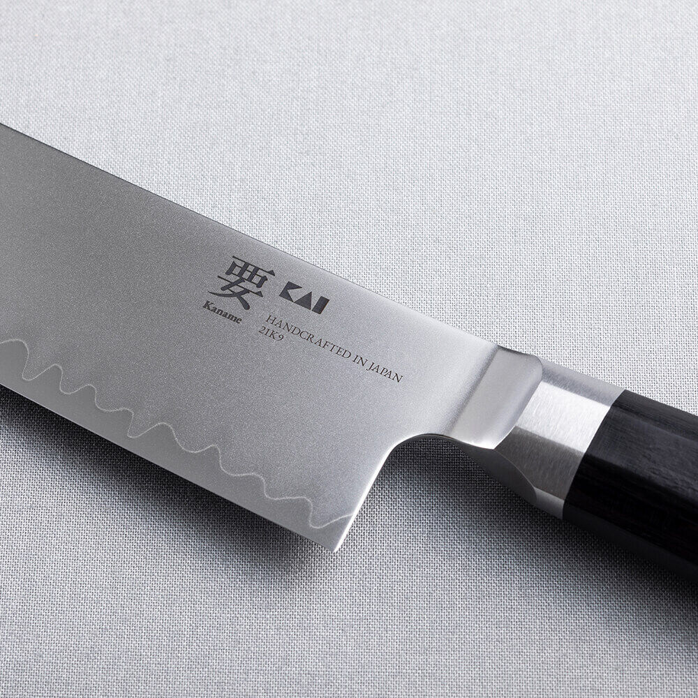 KAI AE-5501 Нож на главния готвач Kiritsuke Seki Magoroku Kaname 15 см KAI AE-5501 Нож на главния готвач Kiritsuke Seki Magoroku Kaname 15 см