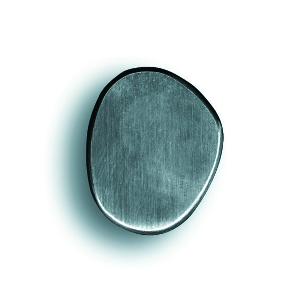 KAI Shun Classic DM-0719 Нож на главния готвач 20 см с шлици KAI Shun Classic DM-0719 Нож на главния готвач 20 см с шлици