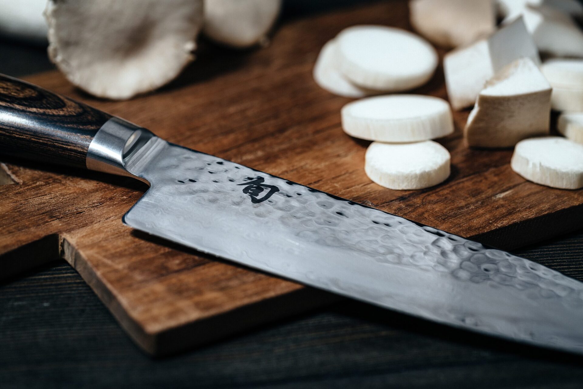 KAI Shun Premier Tim Mälzer 15.5 см - Малък нож на главния готвач (TDM-1723) KAI Shun Premier Tim Mälzer 15.5 см - Малък нож на главния готвач (TDM-1723)