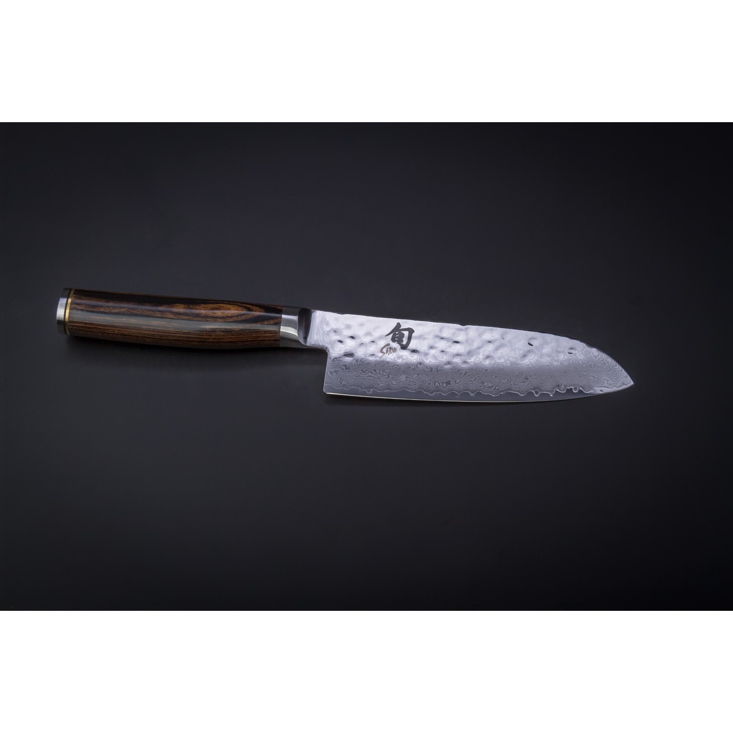 Кухненски нож KAI Santoku Shun Premier TDM-1727 14 см Кухненски нож KAI Santoku Shun Premier TDM-1727 14 см
