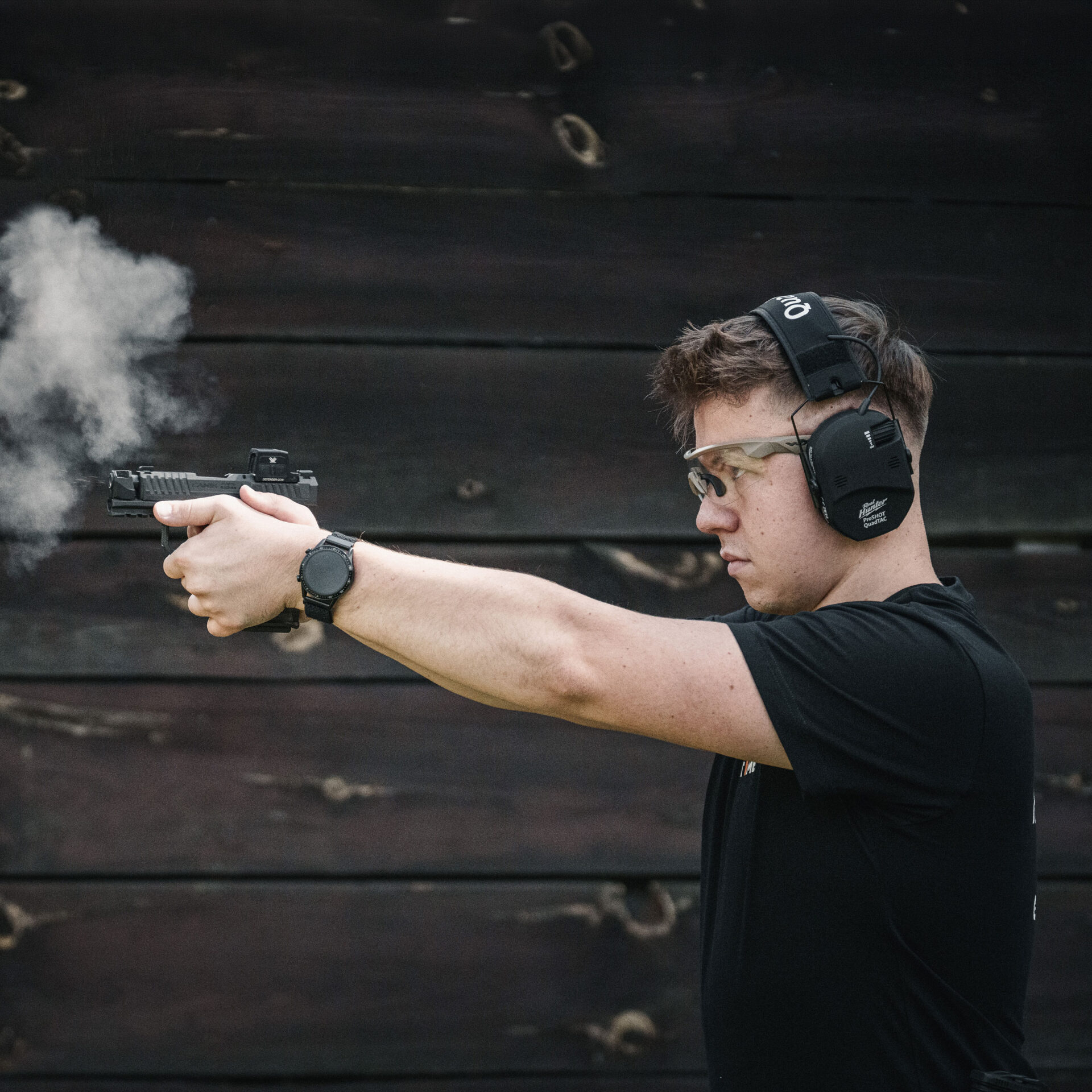 knife.bg-Активни антифони за стрелба и лов RealHunter Active ProSHOT QuadTAC - черни-8 активни антифони за стрелба Real Hunter