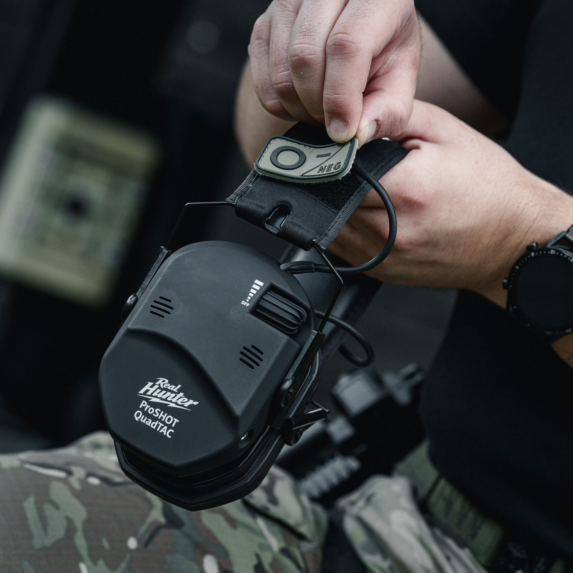 knife.bg-Активни антифони за стрелба и лов RealHunter Active ProSHOT QuadTAC - черни-9 активни антифони за стрелба Real Hunter