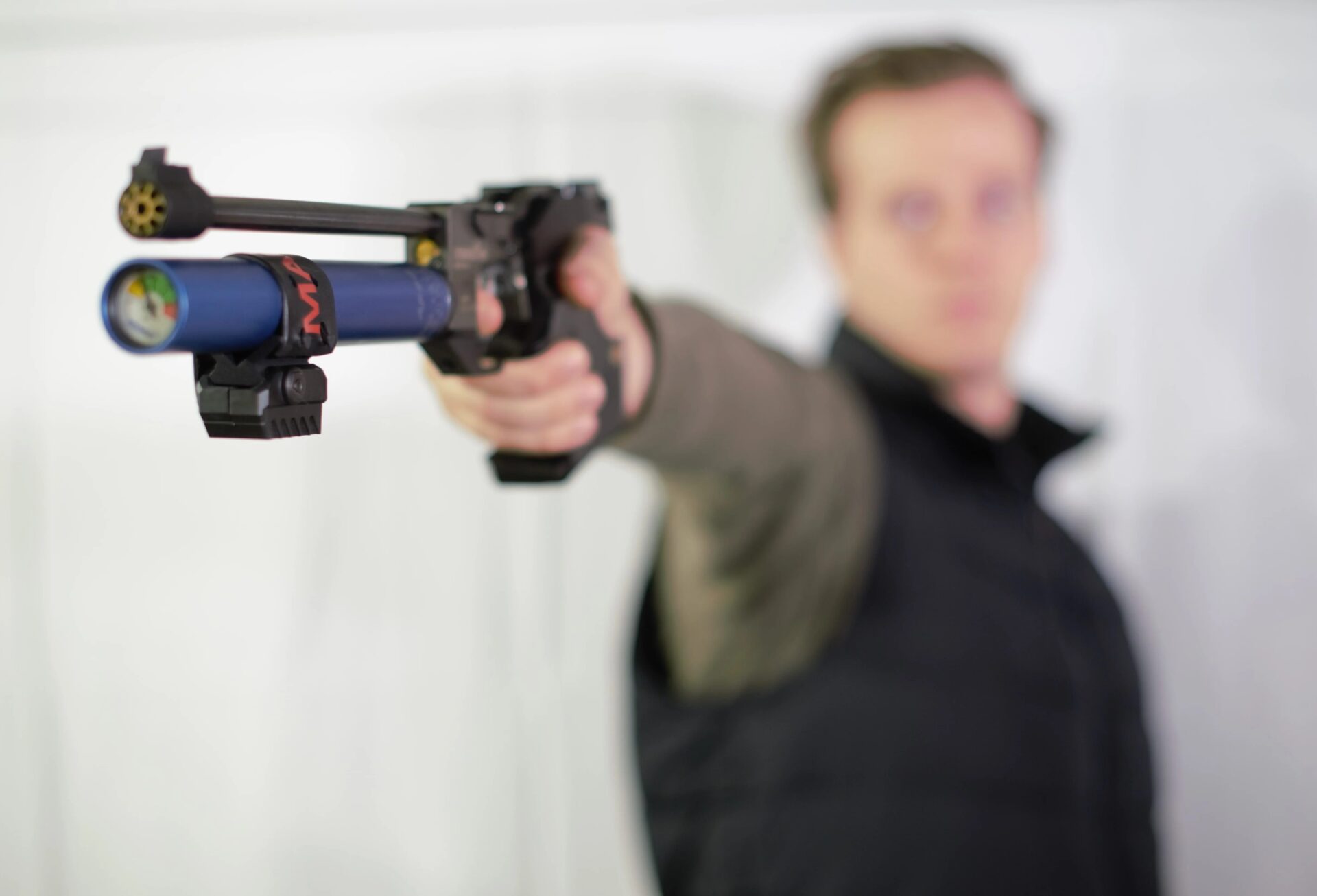 knife.bg-Mantis MagRail Competition Pistol – Адаптер за състезателни пистолети-1 адаптер за mantis система за въздушен пистолет